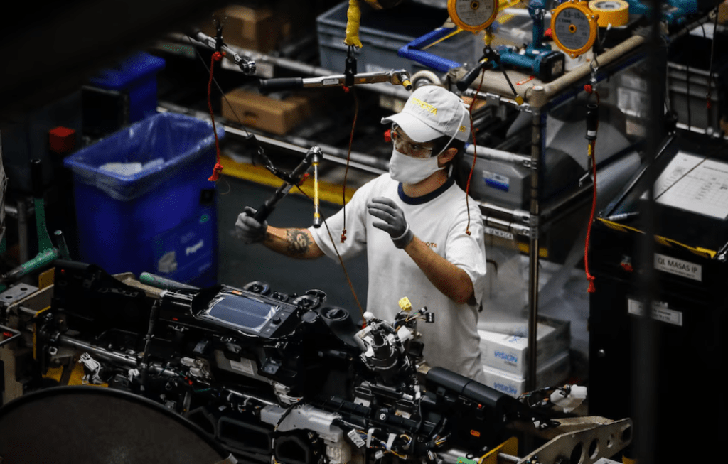 La actividad económica creció 0,5% en septiembre y acumuló un alza de 5,2% en el&nbsp;año