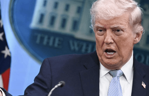 Trump rechazó el cobro de peajes en el estrecho de Ormuz y pidió libre&nbsp;circulación