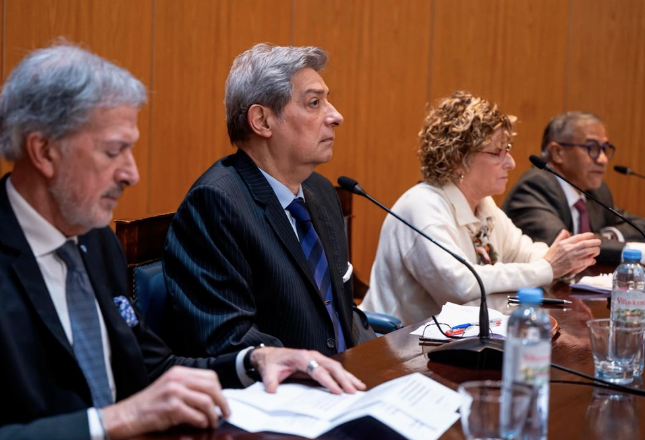 Rosatti destacó el valor de proteger a las minorías en un acto por el aniversario de la AMIA